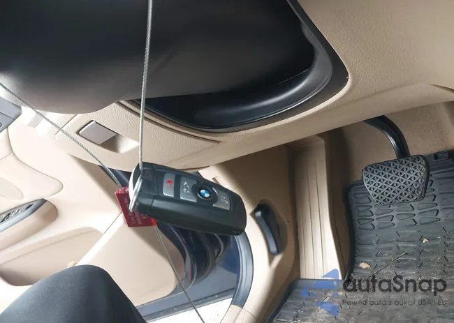 5UXWX9C51F0D54959: 44576989