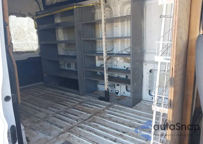 1FTNR2XV8FKA51915: 44576997