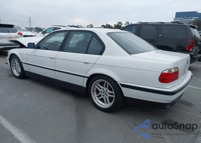 WBAGG8341YDN77628: 44576165