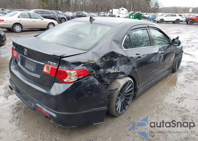 JH4CU2F46CC010511: 44576195