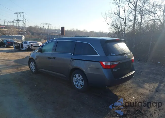 5FNRL5H23CB056179: 44576307