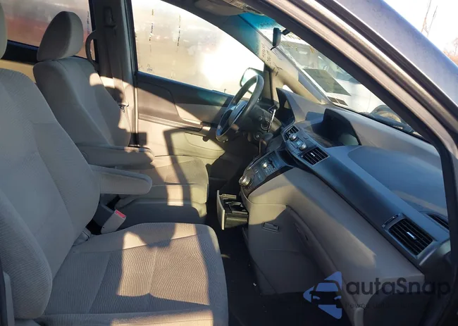 5FNRL5H23CB056179: 44576307