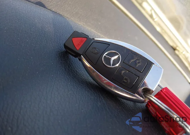 WDBRF92H17F894402: 44576433