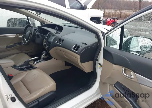 19XFB2F97EE022470: 44577533