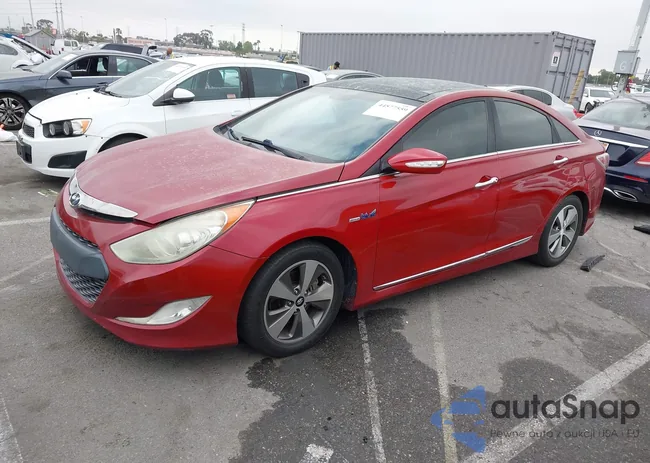 KMHEC4A48CA033781: 44577559