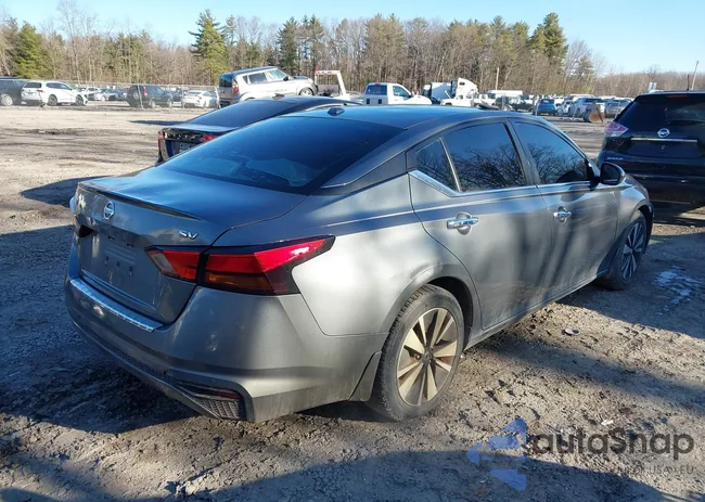 1N4BL4DV4MN331269: 44577732