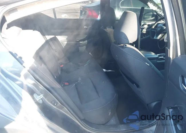 1N4BL4DV4MN331269: 44577732