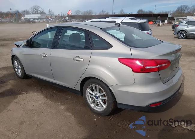 1FADP3F2XFL346965: 44577792