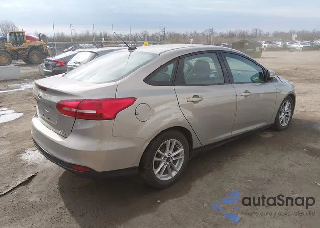 1FADP3F2XFL346965: 44577792