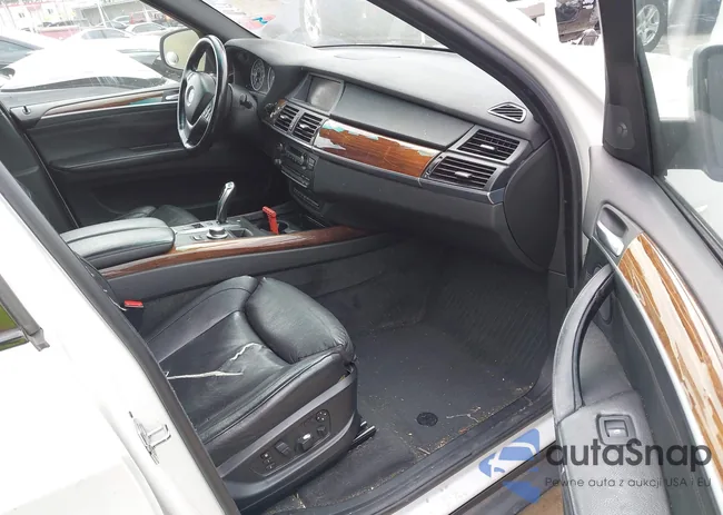 5UXFE83517LZ45404: 44577798