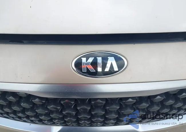 KNDMB5C15G6180094: 44577188