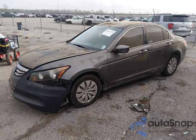 1HGCP2F32CA246330: 44577373