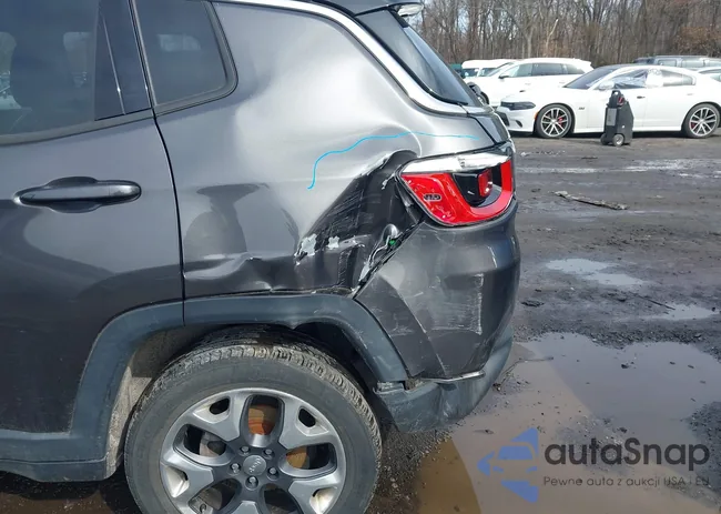 3C4NJDCB5JT190499: 44577403