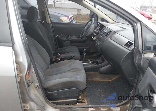 3N1BC13E89L408066: 44577465