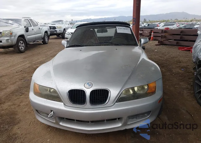 4USCH7339WLE10577: 44578687