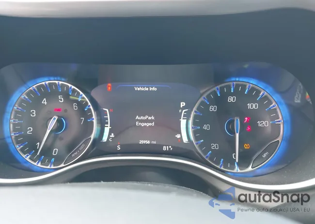 2C4RC1BGXSR578498: 44578743