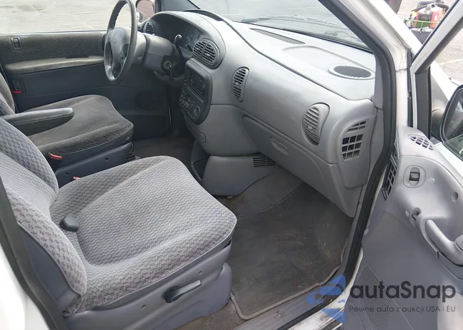 1B4GP44R0WB747263: 44578782