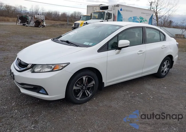 19XFB4F22EE000830: 44579040