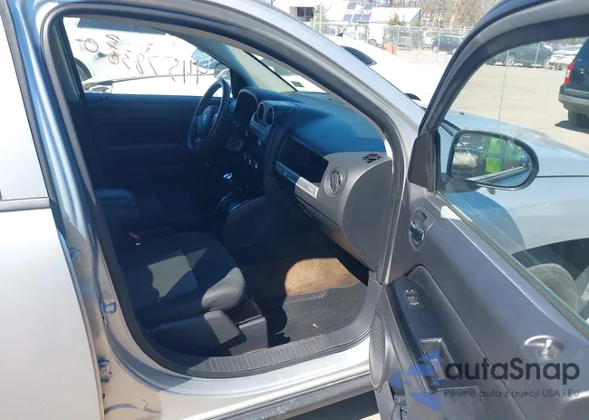 1C4NJDBB7ED536999: 44578330