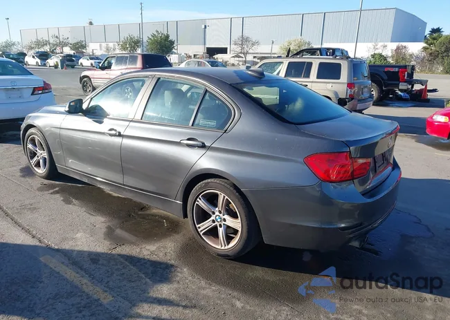 WBA3C1C53CF432484: 44579537