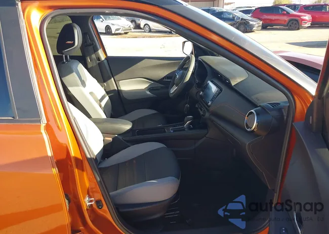 3N1CP5DV7RL505824: 44579604