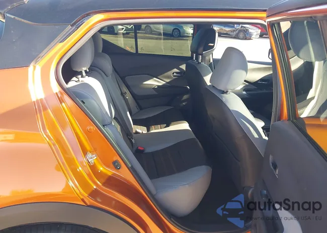 3N1CP5DV7RL505824: 44579604