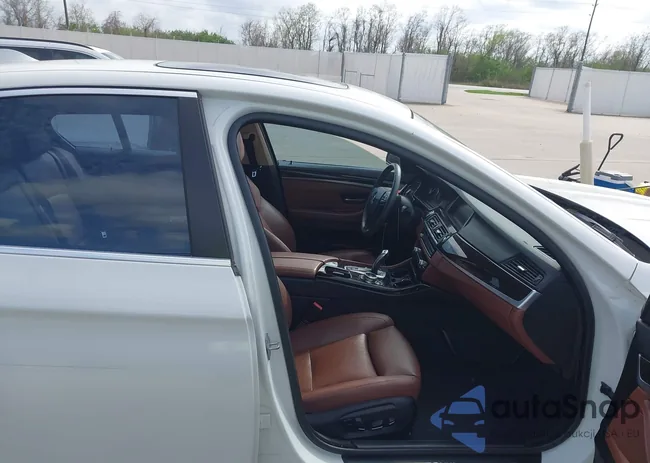 WBA5A5C57ED511595: 44579642