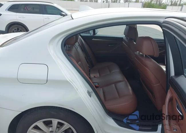 WBA5A5C57ED511595: 44579642