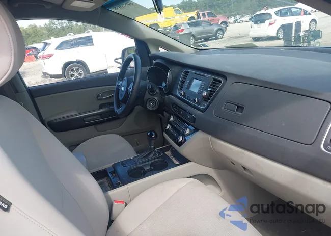 KNDMB5C13H6219136: 44579850