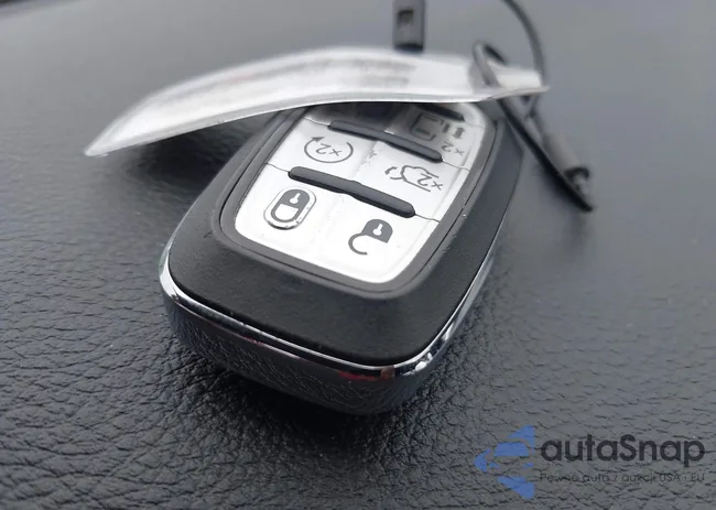 2C4RC1GG9SR537823: 44579950