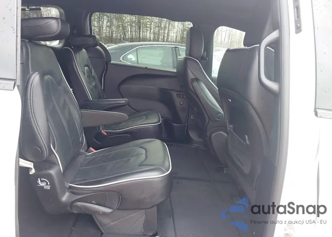 2C4RC1GG9SR537823: 44579950