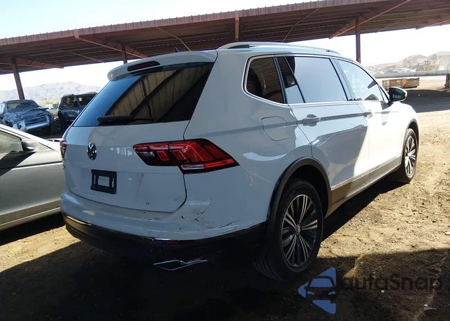 3VV3B7AX1KM041296: 44580032