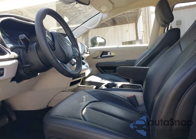 2C4RC1BG1RR196970: 44579185