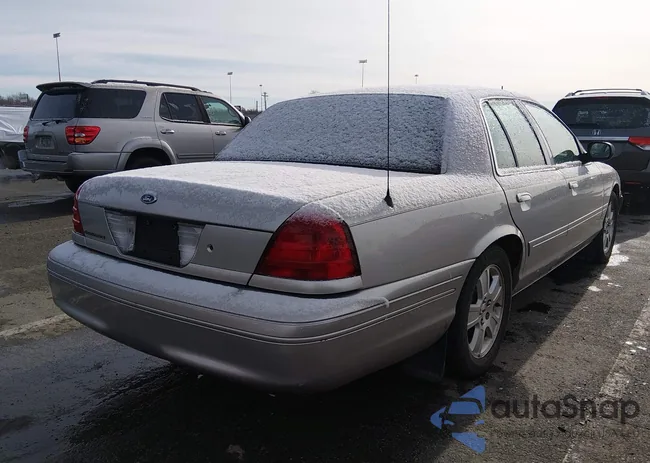 2FDHP74W35X121693: 44579377