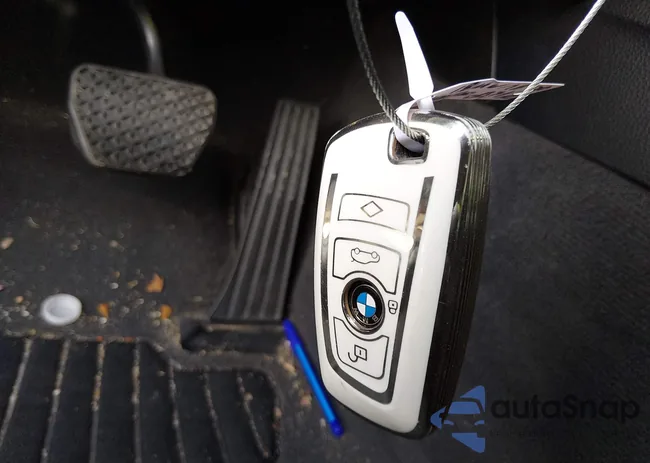 WBA4F7C52HG786271: 44579431