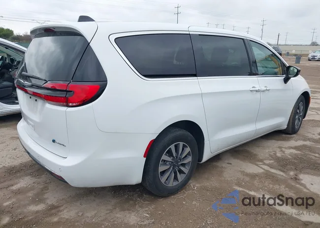 2C4RC1S76RR156738: 44579463