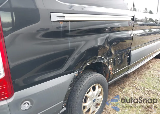 1FTYR2CM2FKA84290: 44580856