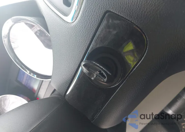 2C4RDGDG0CR216937: 44581061