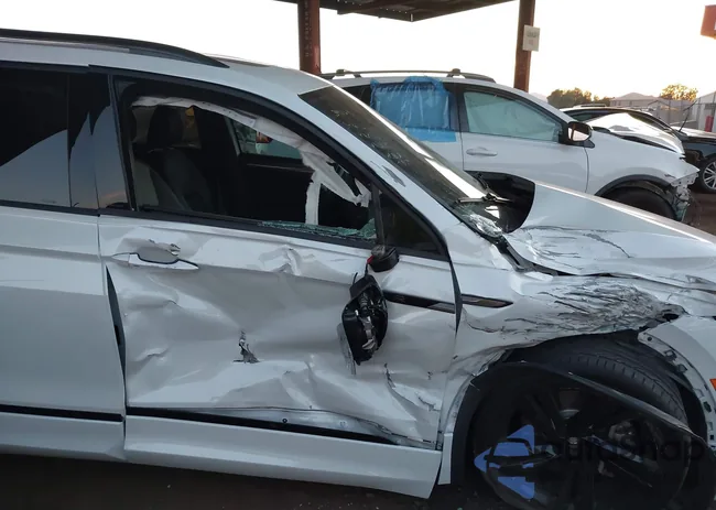 3VVCB7AX0PM100751: 44580241