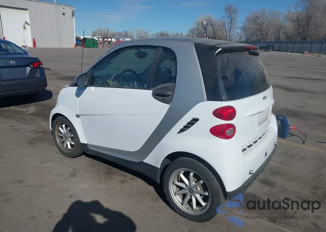 WMEEJ31X68K181848: 44580345