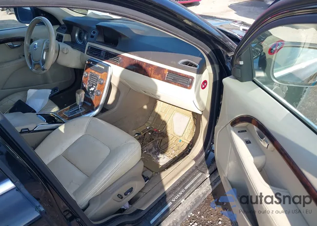 YV4902BZ7C1118847: 44580389