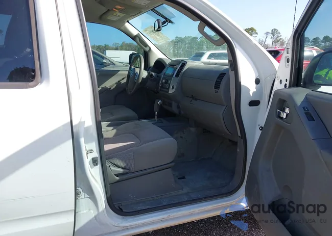 1N6AD0ER6GN904042: 44581587