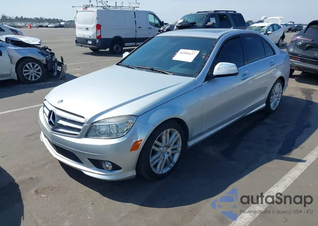 WDDGF54X98F104020: 44581637