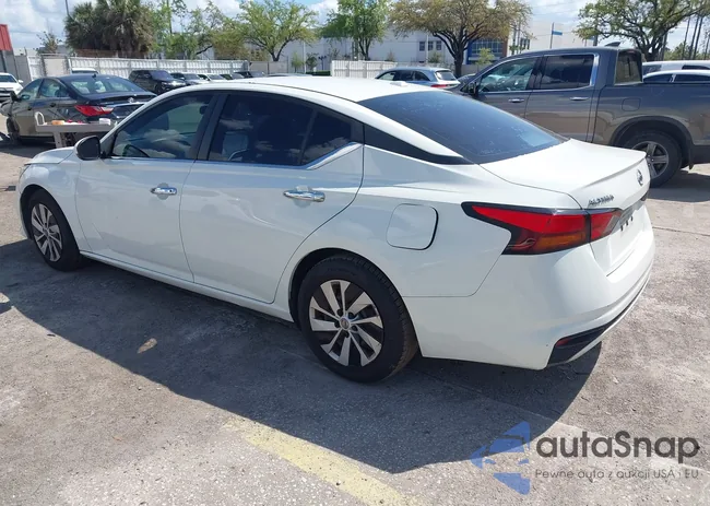 1N4BL4BV8KC226830: 44581646