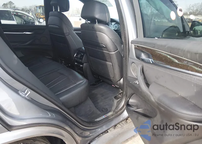 5UXKR0C51F0K71694: 44581895