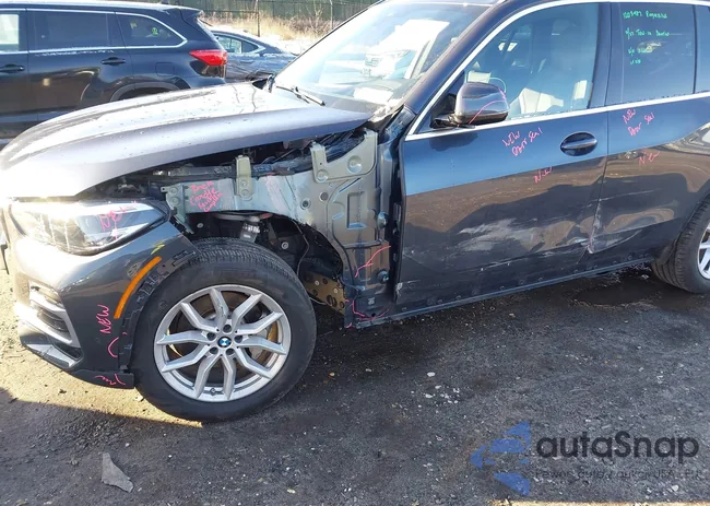 5UXCR6C00N9K68159: 44581115