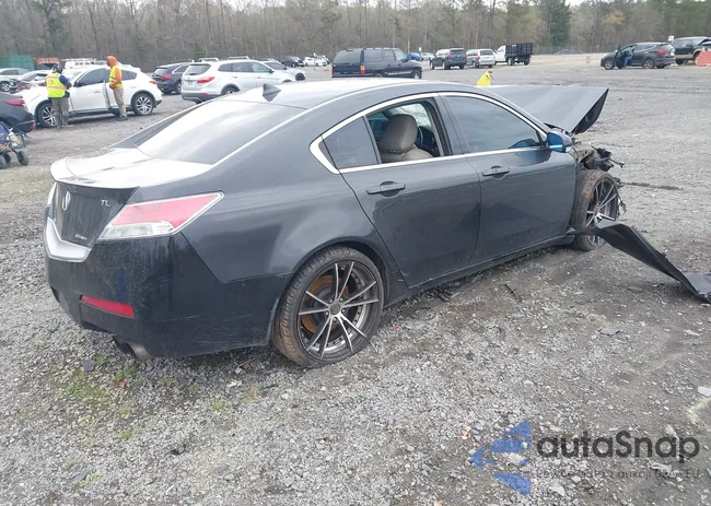 19UUA9F71DA001236: 44581359