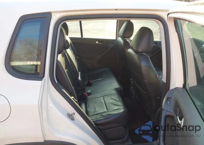 WVGAV7AX9DW554744: 44581439