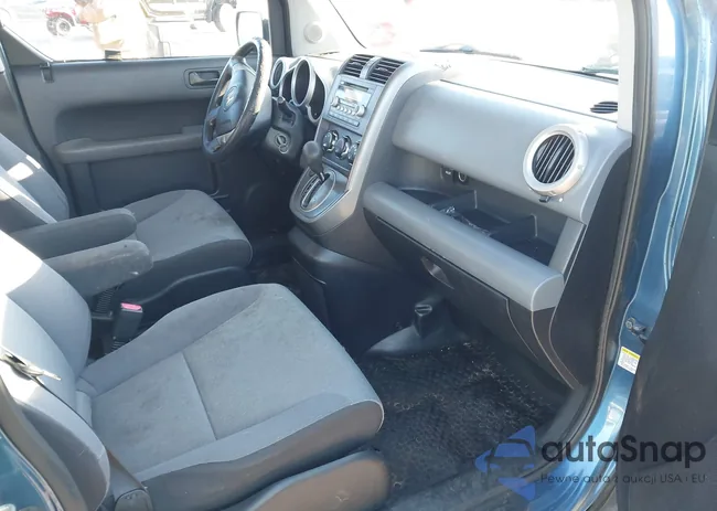 5J6YH187X7L004207: 44582563