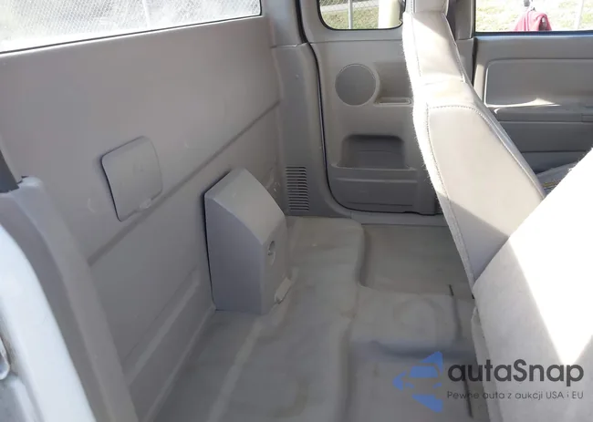 1GGCS199378702953: 44582598